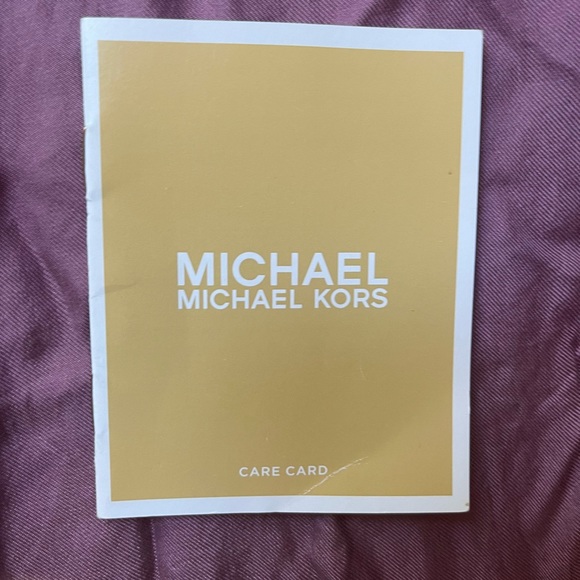 Michael Kors Austin large pebbled leather satchel - Picture 9 of 9